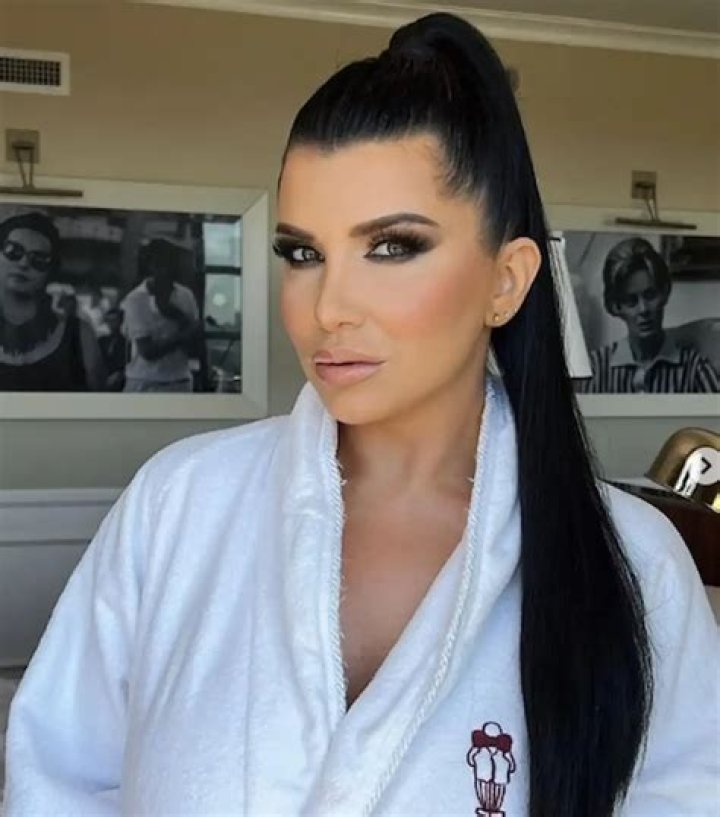 Romi Rain Biography, Age, Height, Career, Husband, Hot Photos