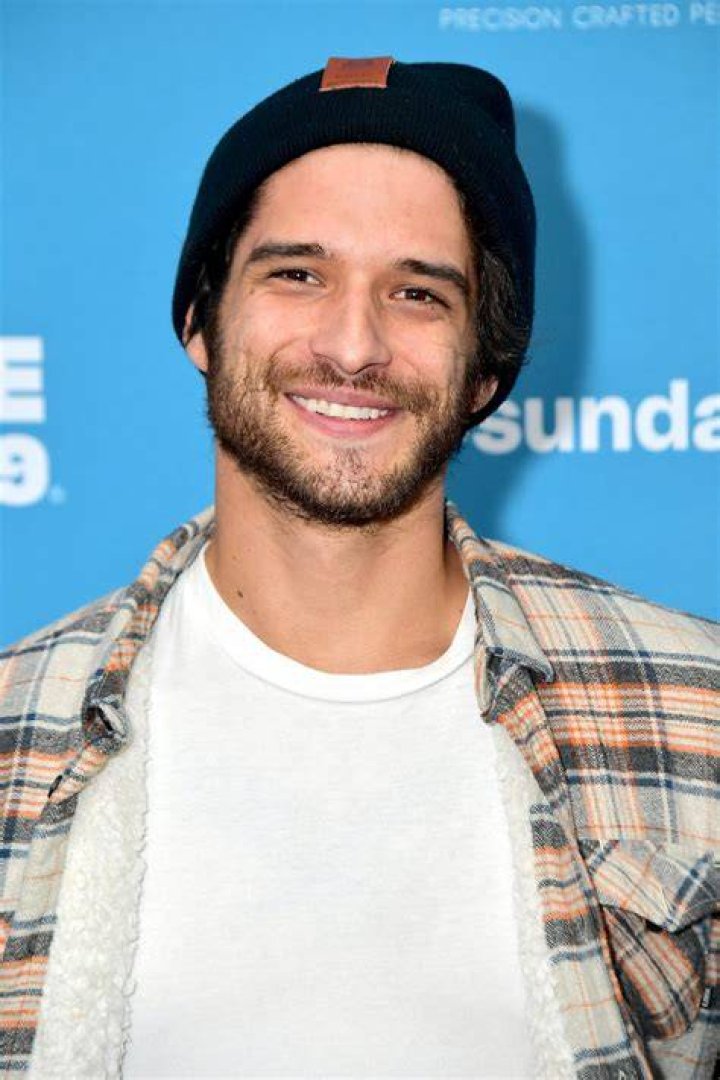 Tyler Posey - Bio, Net Worth, Height