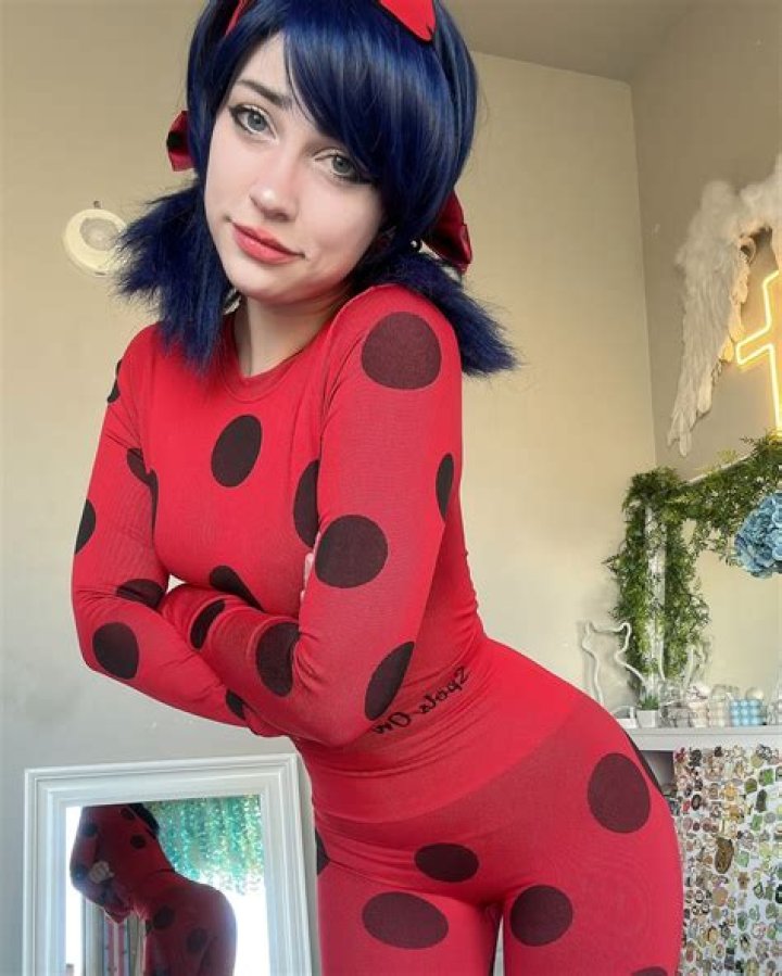 Who is Indigo White? How old is She? Explore Her bio/wiki, Social Media, Age, height, Net Worth & More